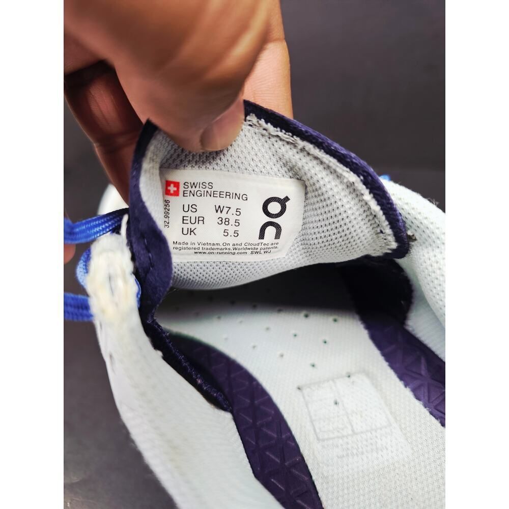 Oncloud Women 7.5 Comfy footwear - Picture 3 of 9